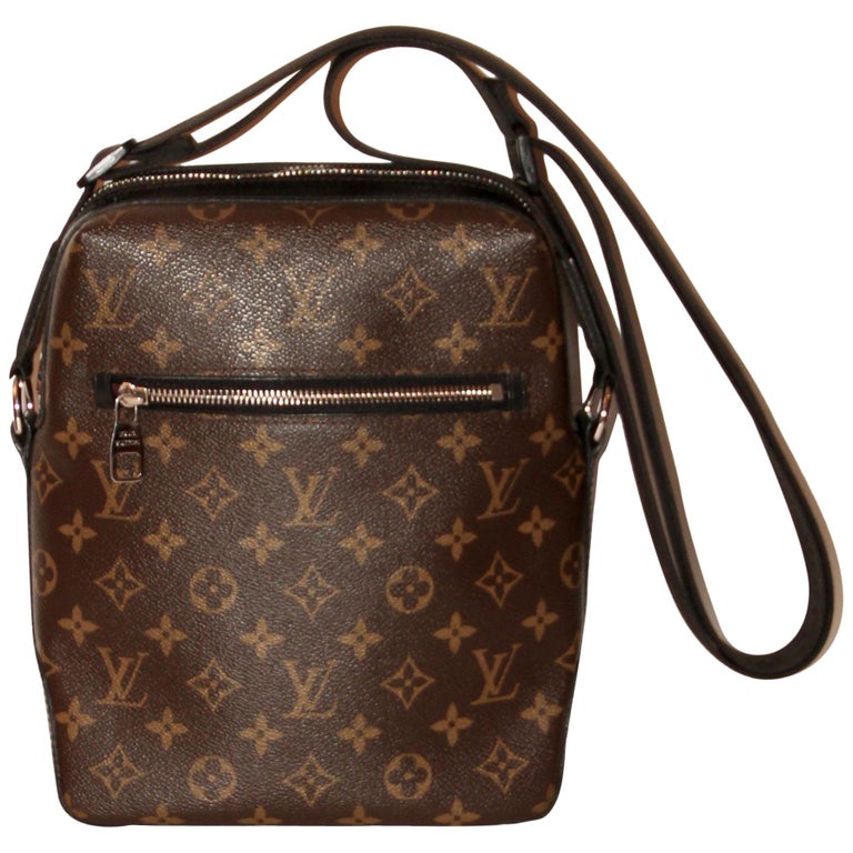 Louis Vuitton Monogram Macassar Canvas Torres Messenger Bag at 1stDibs