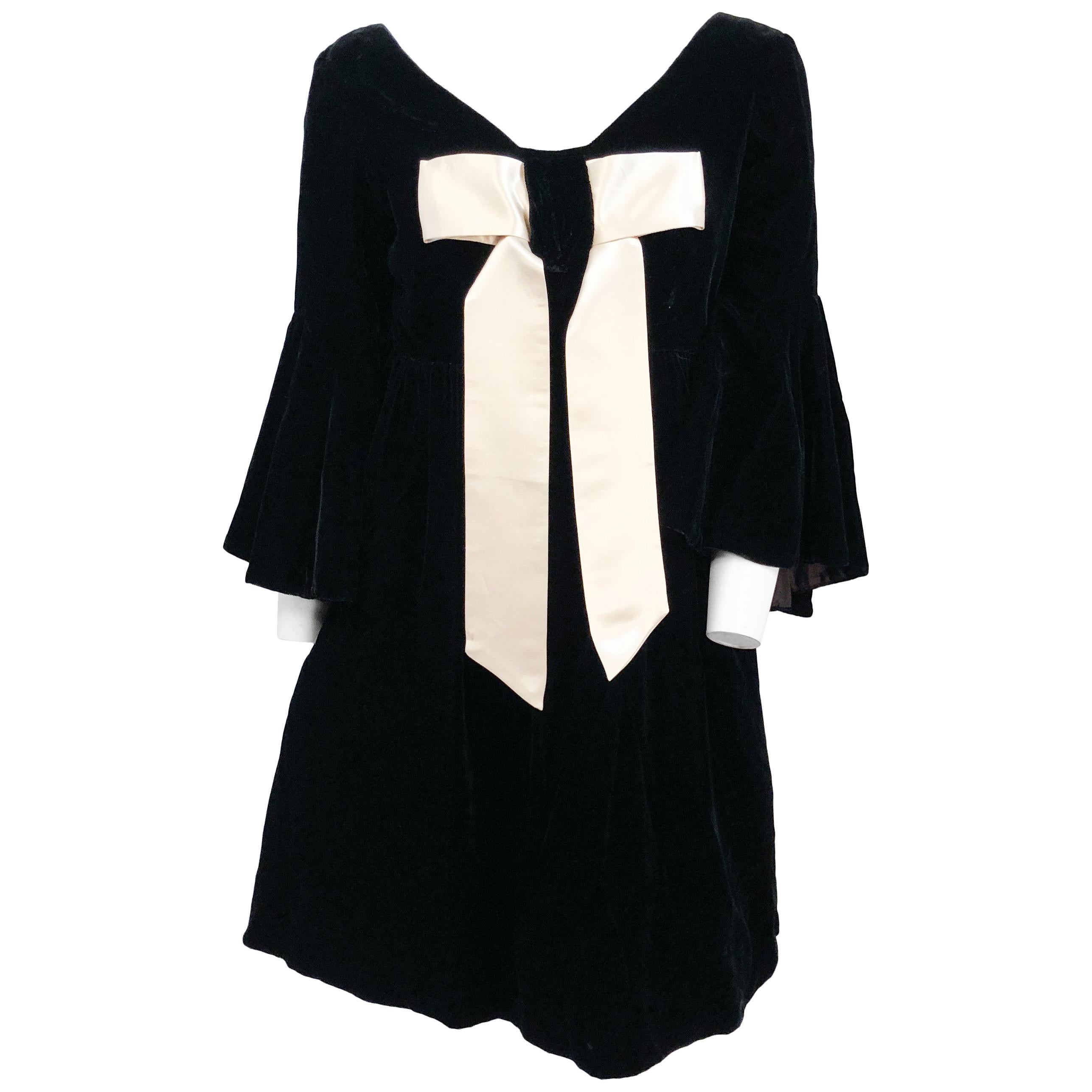 1960s Black Velvet Shift Dress with Large Bow