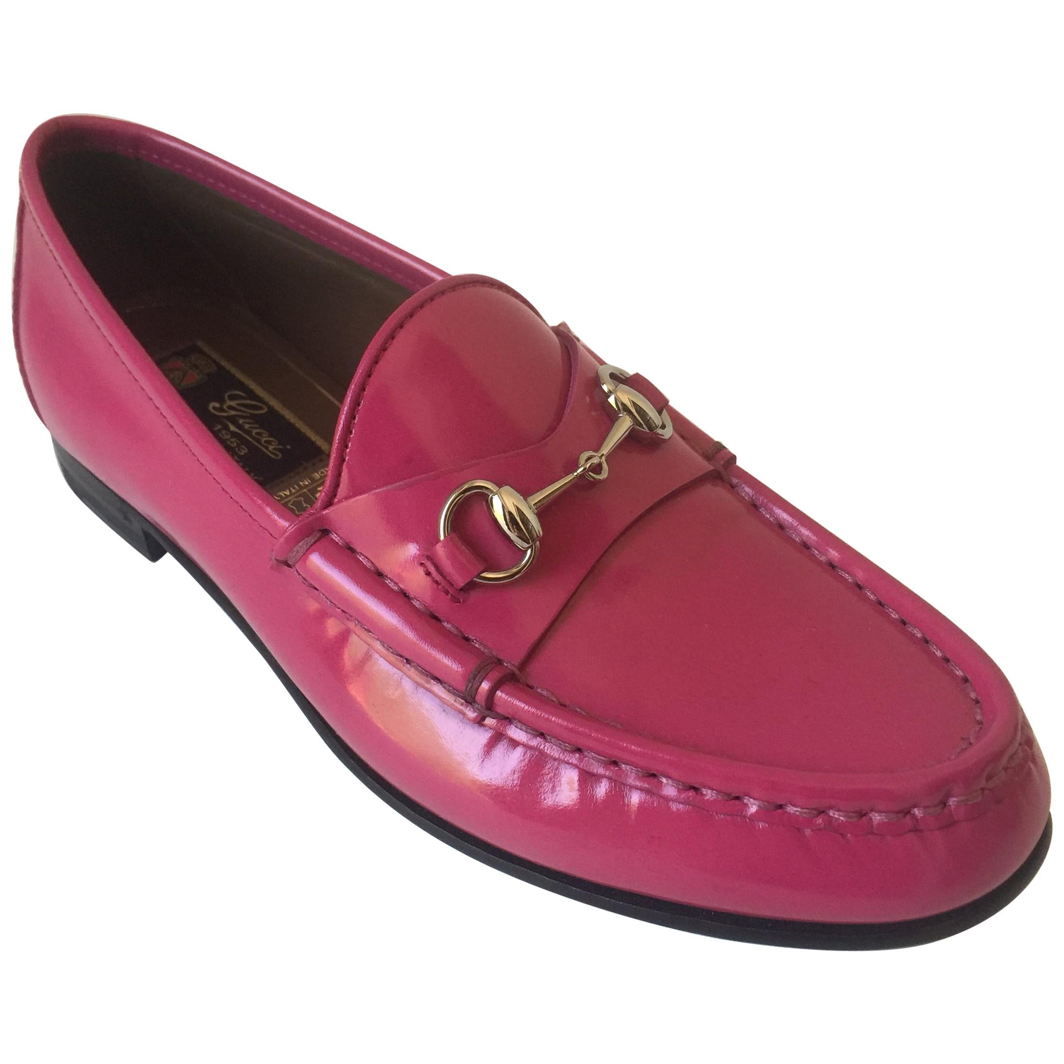 Magenta Leather Gucci Loafers Sz.36