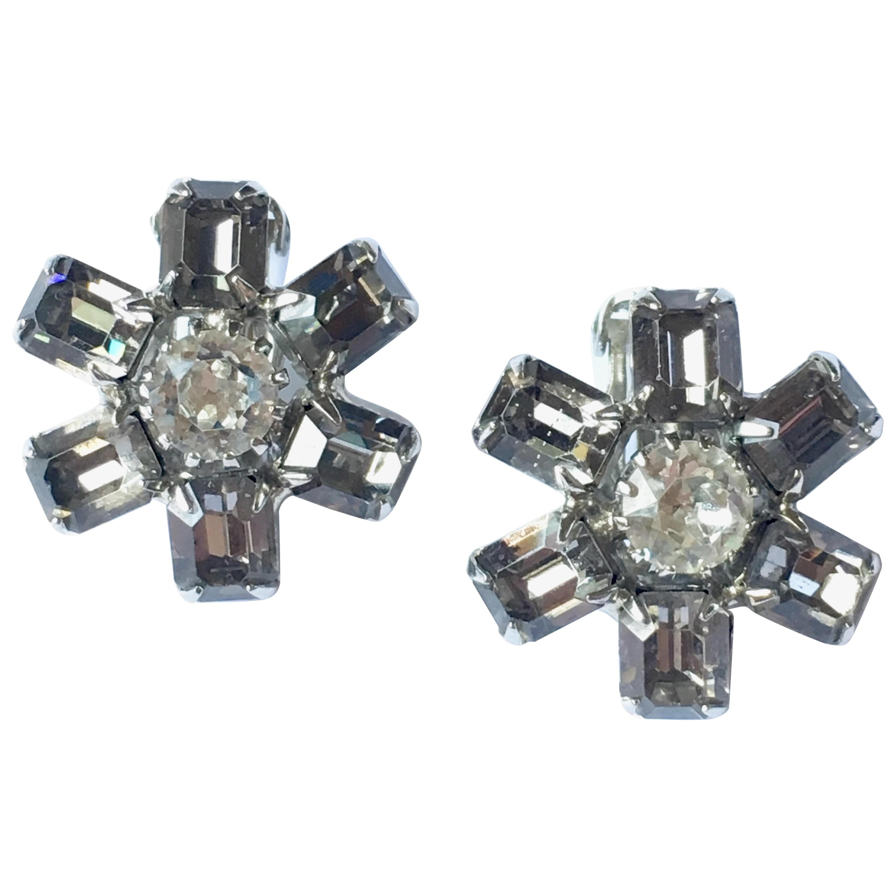 Crystal Flower Earrings Weiss 1960s
