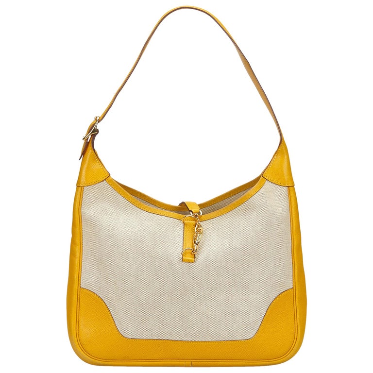 HERMES Bucket Bag in White Canvas and Leather at 1stdibs