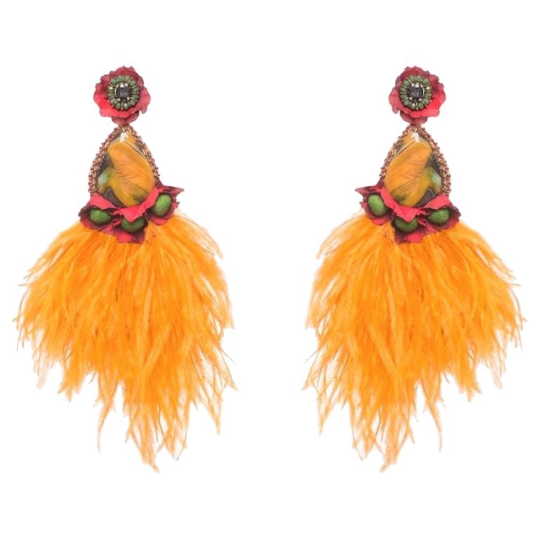 Santana Agate and Ostrich Feather Earring For Sale