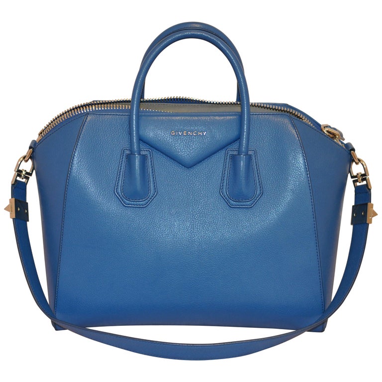 Superb Givenchy Sugar Goatskin Medium Electric Blue Antigona handbag at