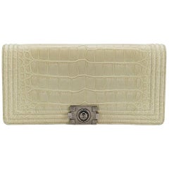 Chanel Beige Krokodilleder Mini Boy Day Clutch