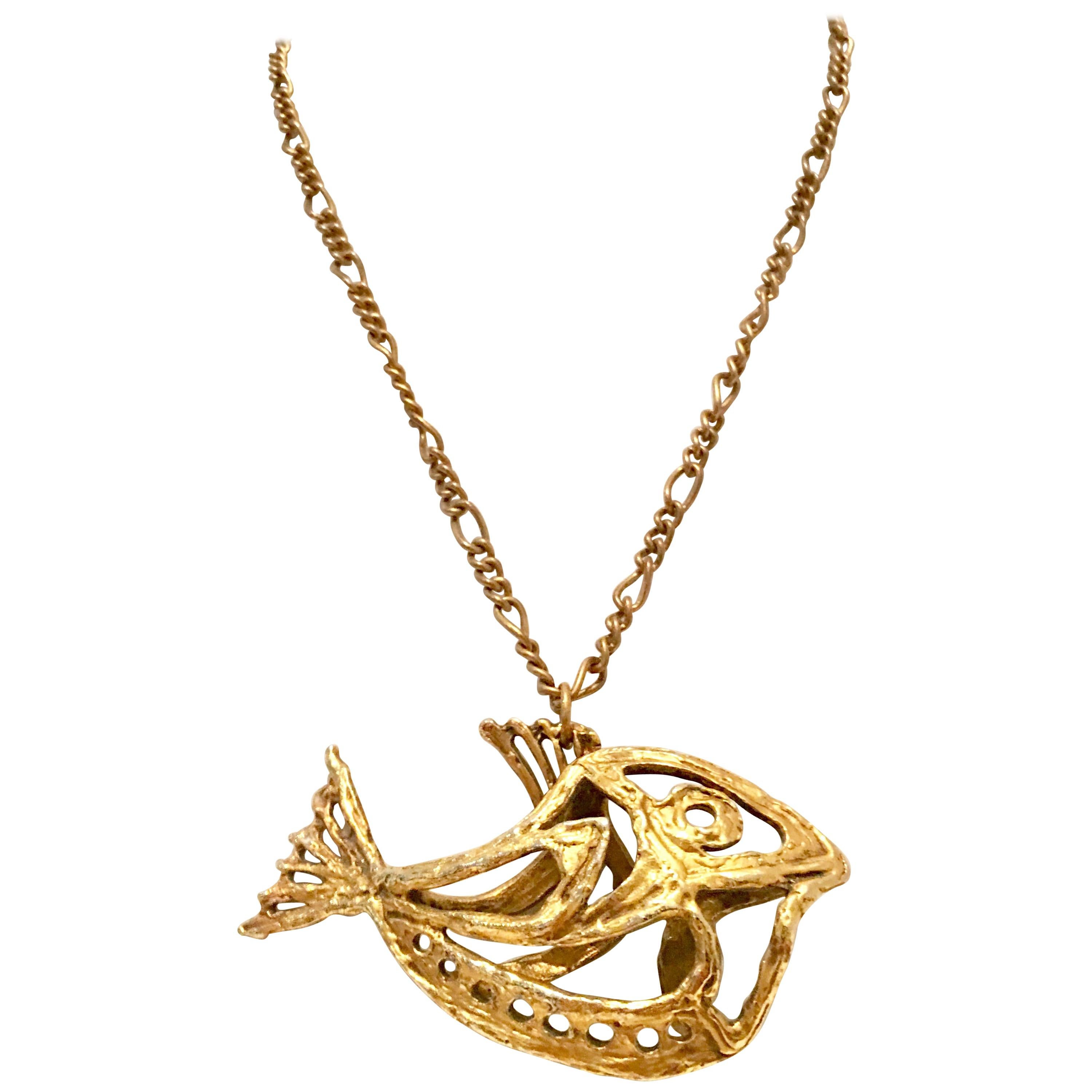 1970'S Monumental Gold  "Fish" Pendant Necklace By, Zavel Silber For Sale