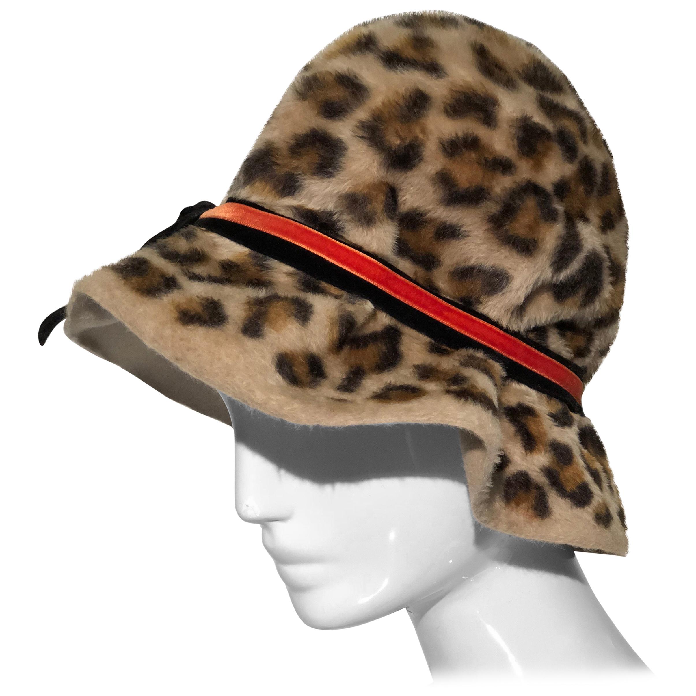1960s Mr. John Leopard Print Bucket Mod Hat In Fur Felt W/ Orange Velvet Ribbon For Sale