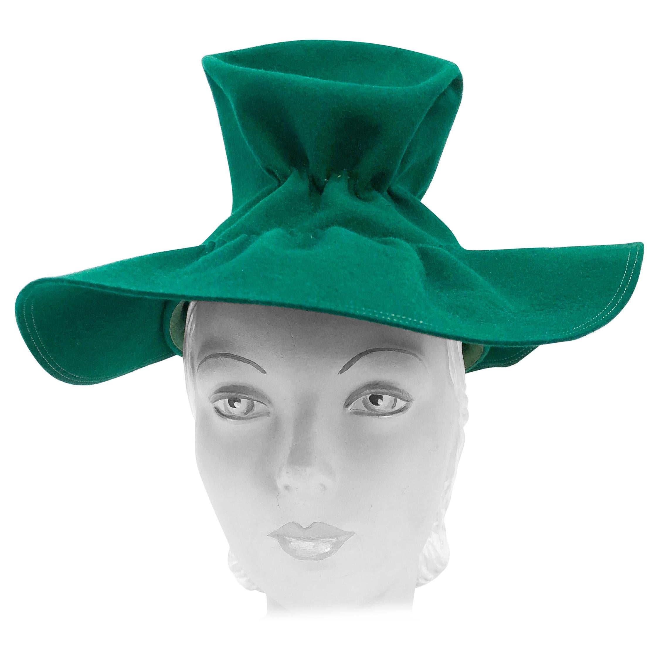 1930s Kelly Green Handmade Beaver Felt Hat