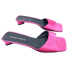 New 1990s Giorgio Armani Size 8.5 Hot Pink Silk Satin Kitten Heel Slide Sandals
