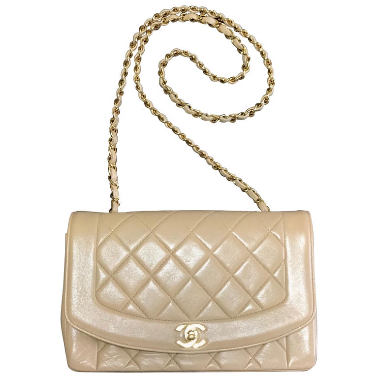 Chanel Vintage beige lambskin flap chain Diana 2.55 shoulder bag / purse