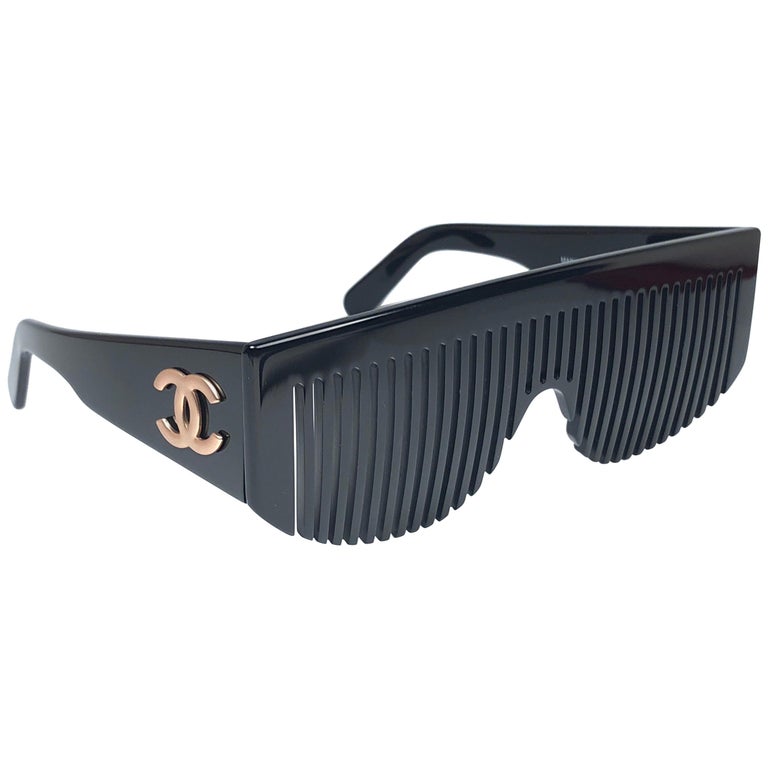 Vintage Chanel Vintage Black Comb Made In Italy Sunglasses 1993 at 1stDibs  | chanel comb sunglasses, chanel comb