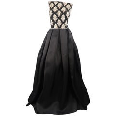 Naeem Khan Black Silk Beaded Bodice Pleated Ball Skirt Gown / Dress