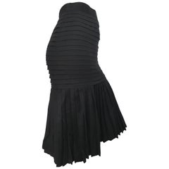 Genny Black Wool Pleated Skirt Size 6.