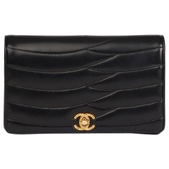 1992 Chanel Black Wave Quilted Lambskin Vintage Classic Clutch