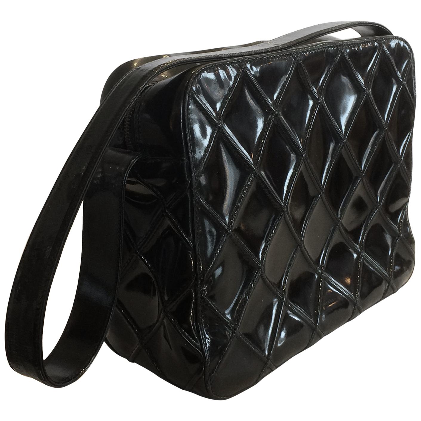 Chanel Vintage Black Enamel Patent Leather Shoulder bag handbag