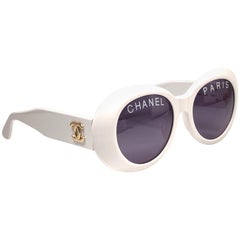 New Vintage Chanel 01947 Spring / Summer 1993 White Sunglasses Made In Italy