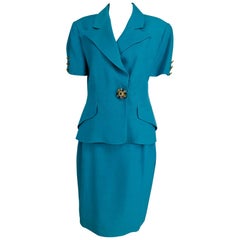 Christian Lacroix - Costume boutonné en lin turquoise avec bijoux, taille 12, années 1990