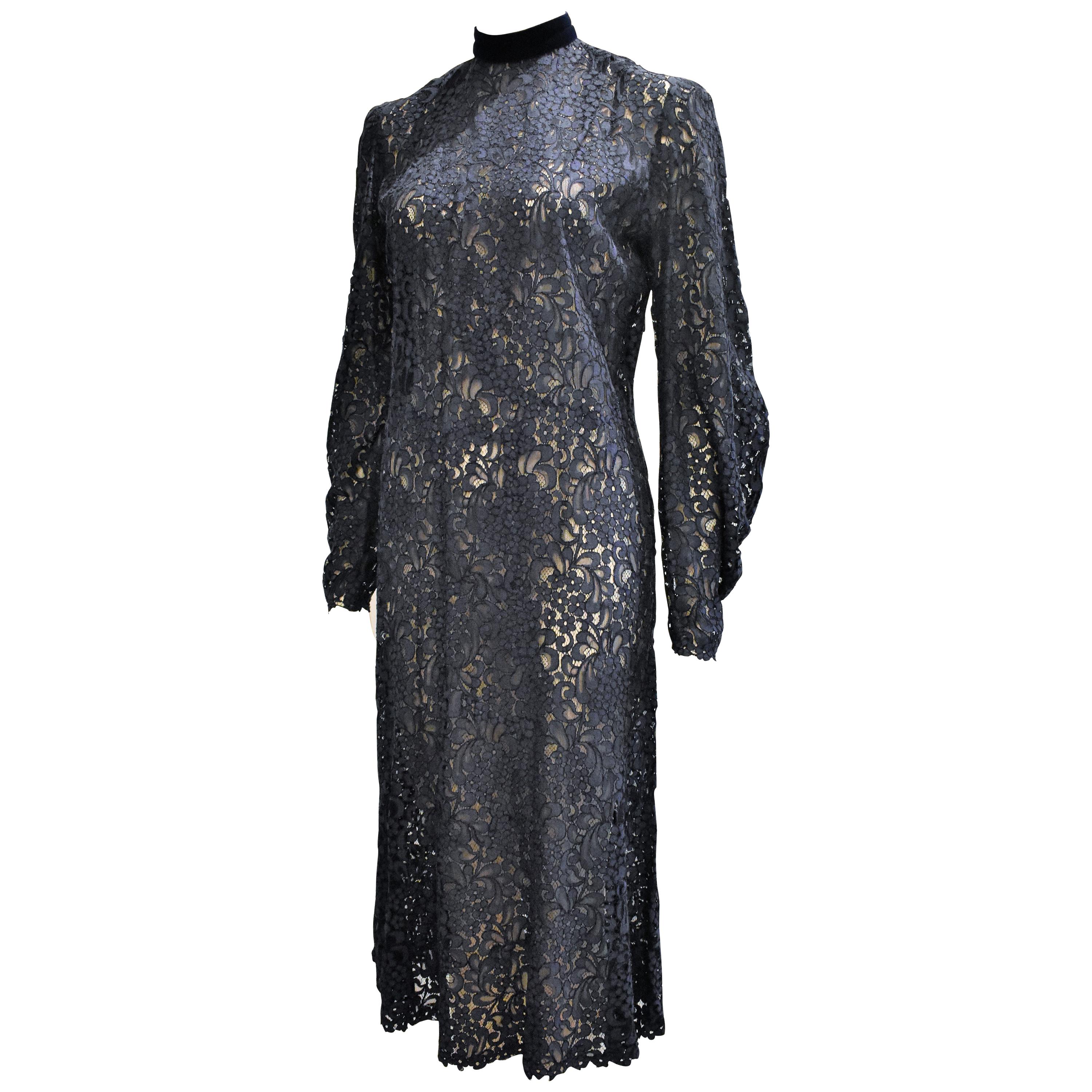 Vintage French Lace 1960s Dress with a Velvet Colar in Dark Blue For Sale