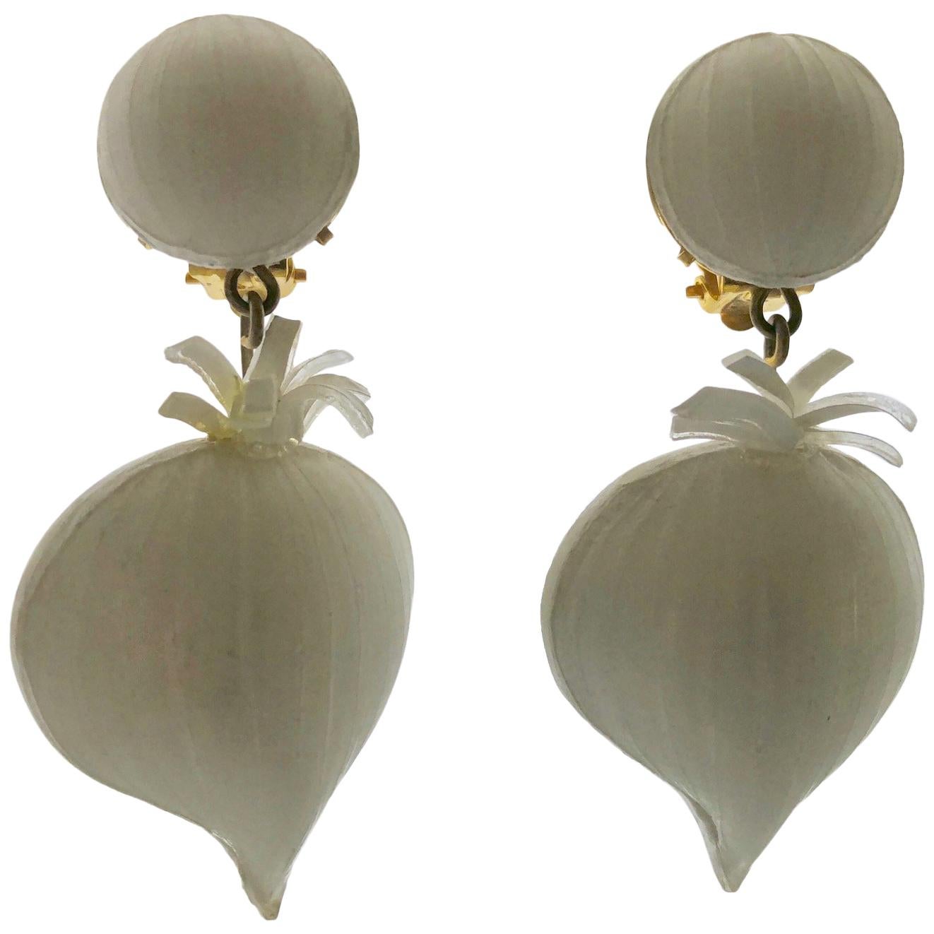 Cilea Paris French enameline Garlic Earrings 