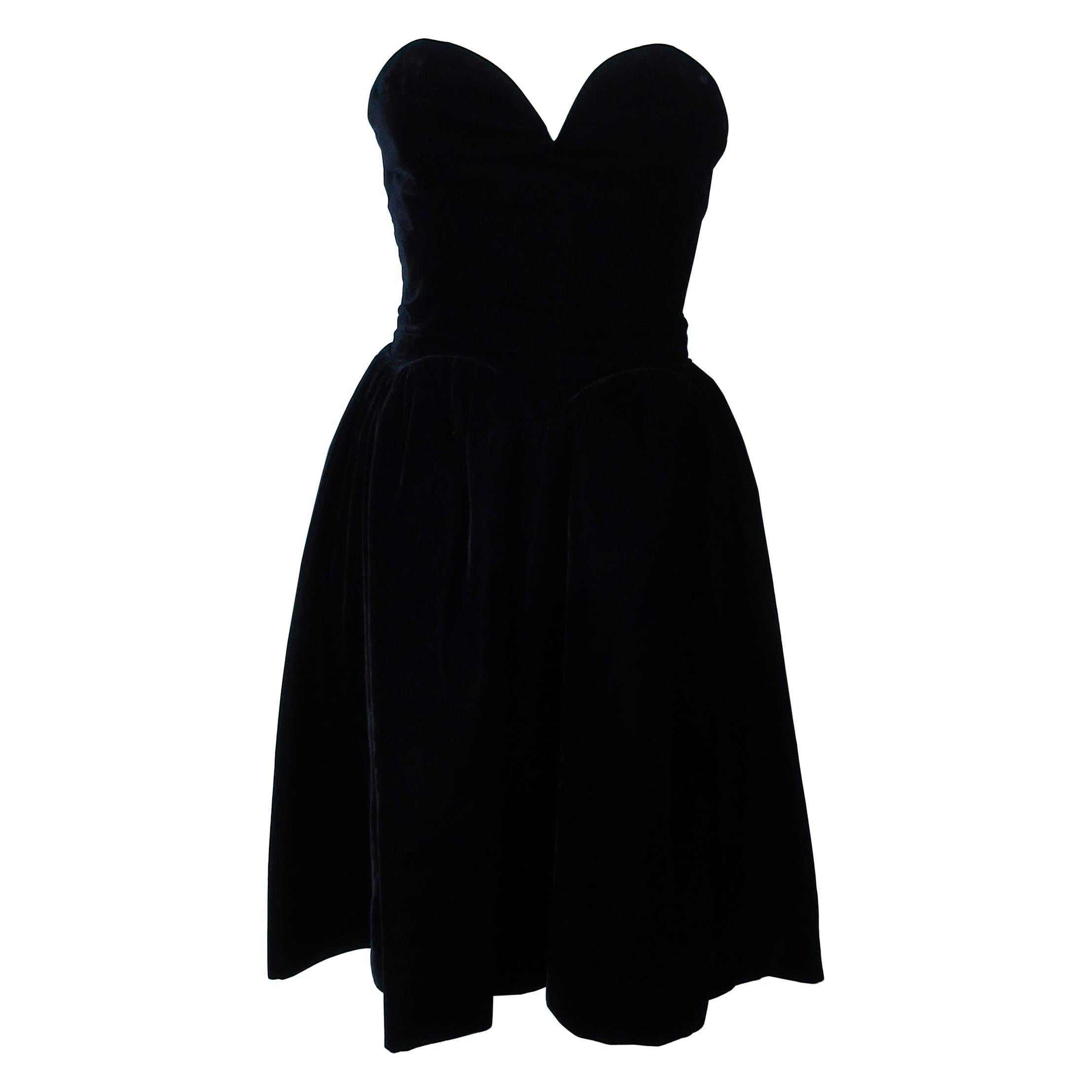 YVES SAINT LAURENT Black Velvet Cocktail Dress with Full Skirt Size 38 For Sale