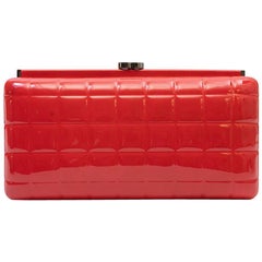 CHANEL Clutch in Red Patent Leather