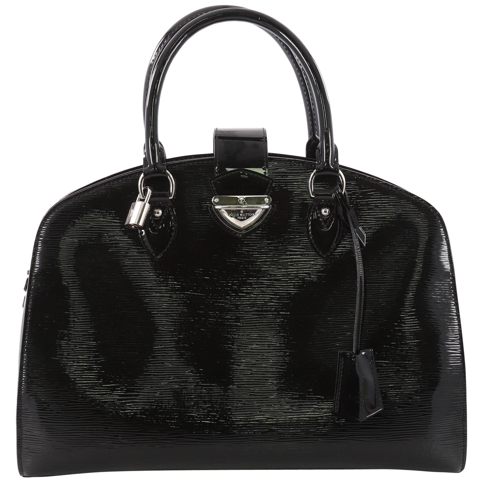  Louis Vuitton Pont Neuf Handbag Epi Leather GM