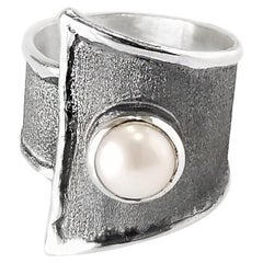 Yianni Creations 7.5 mm Pearl Fine Silver and Oxidized Rhodium Asymmetrical Ring