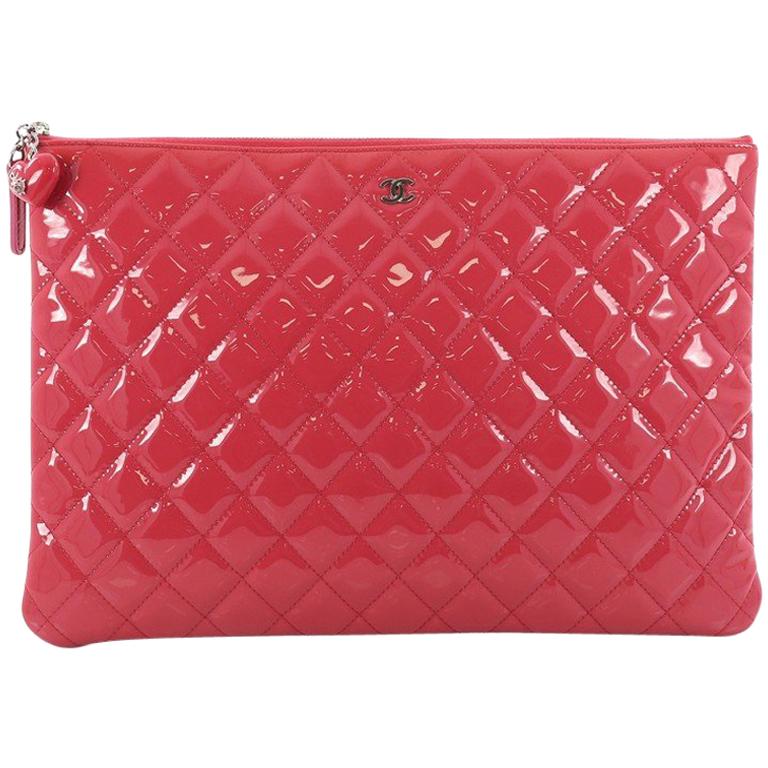 Chanel Valentine Hearts O Case Clutch Quilted Patent Large 