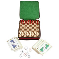 Gucci Vintage Leather Case with Webbing Poker Dice Cards Chess Travel Game Set (étui en cuir avec sangle)