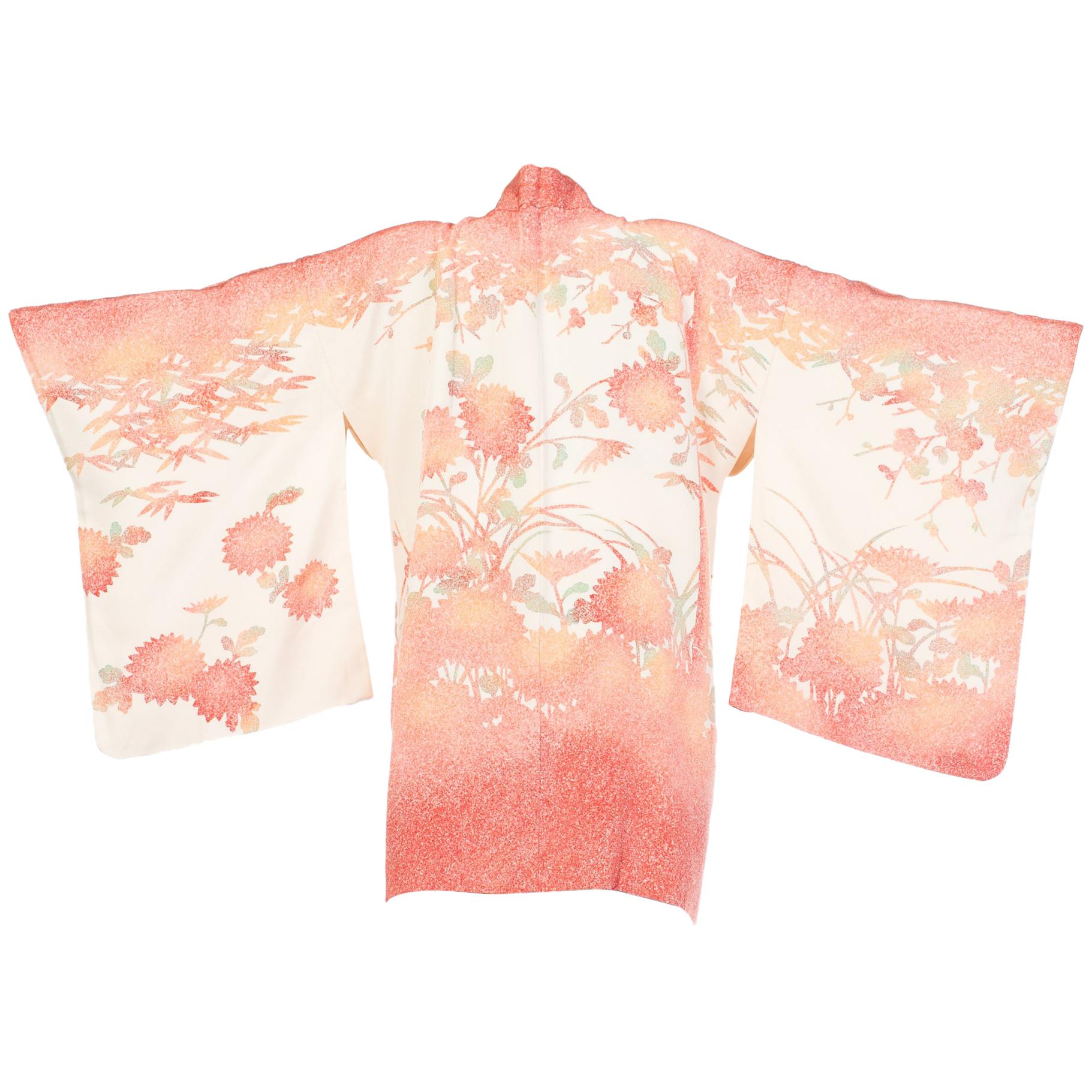 1950S Peach Silk Hand Painted & Stenciled Japanese Kimono