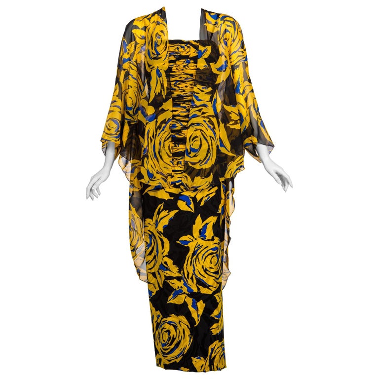 Robe Valentino En Soie Noire - Taille US 6 - Occasion Très Bon état Avec Petits Défauts