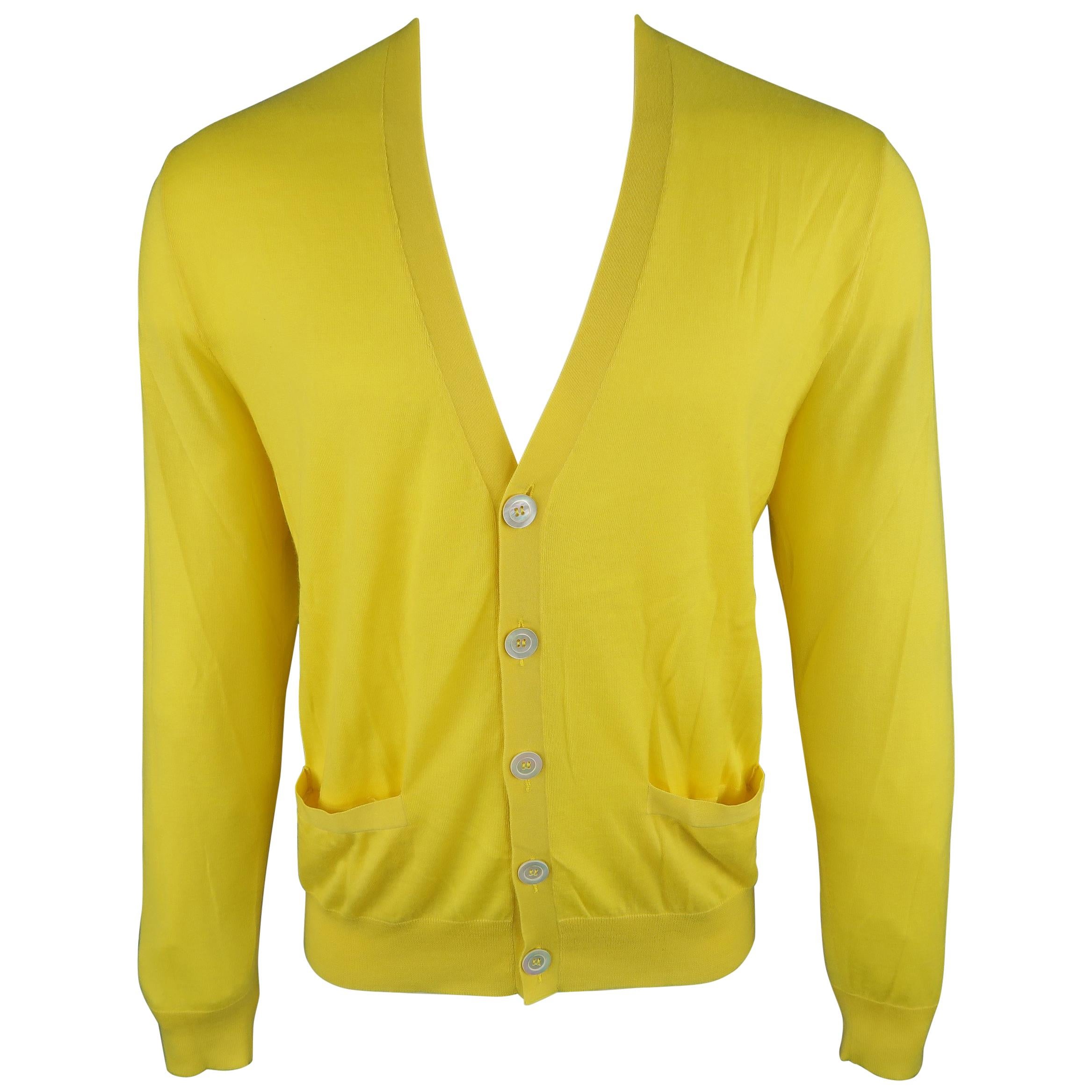 Ralph Lauren Medium Yellow Solid Cashmere V-neck button Cardigan
