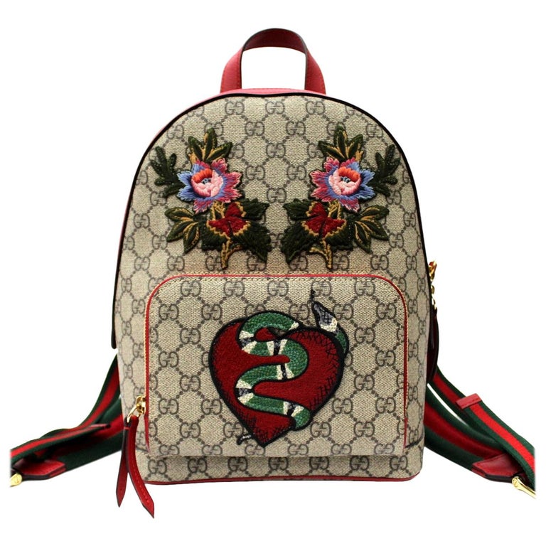 Gucci x Disney Backpack Mini GG Supreme Mickey Mouse Small Beige in Coated  Canvas/Leather with Antique Gold-tone - US