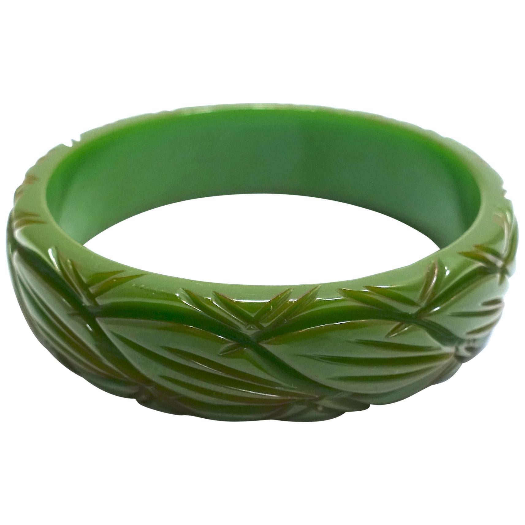 Green Bakelite Vintage Heavily Carved Bangle Bracelet