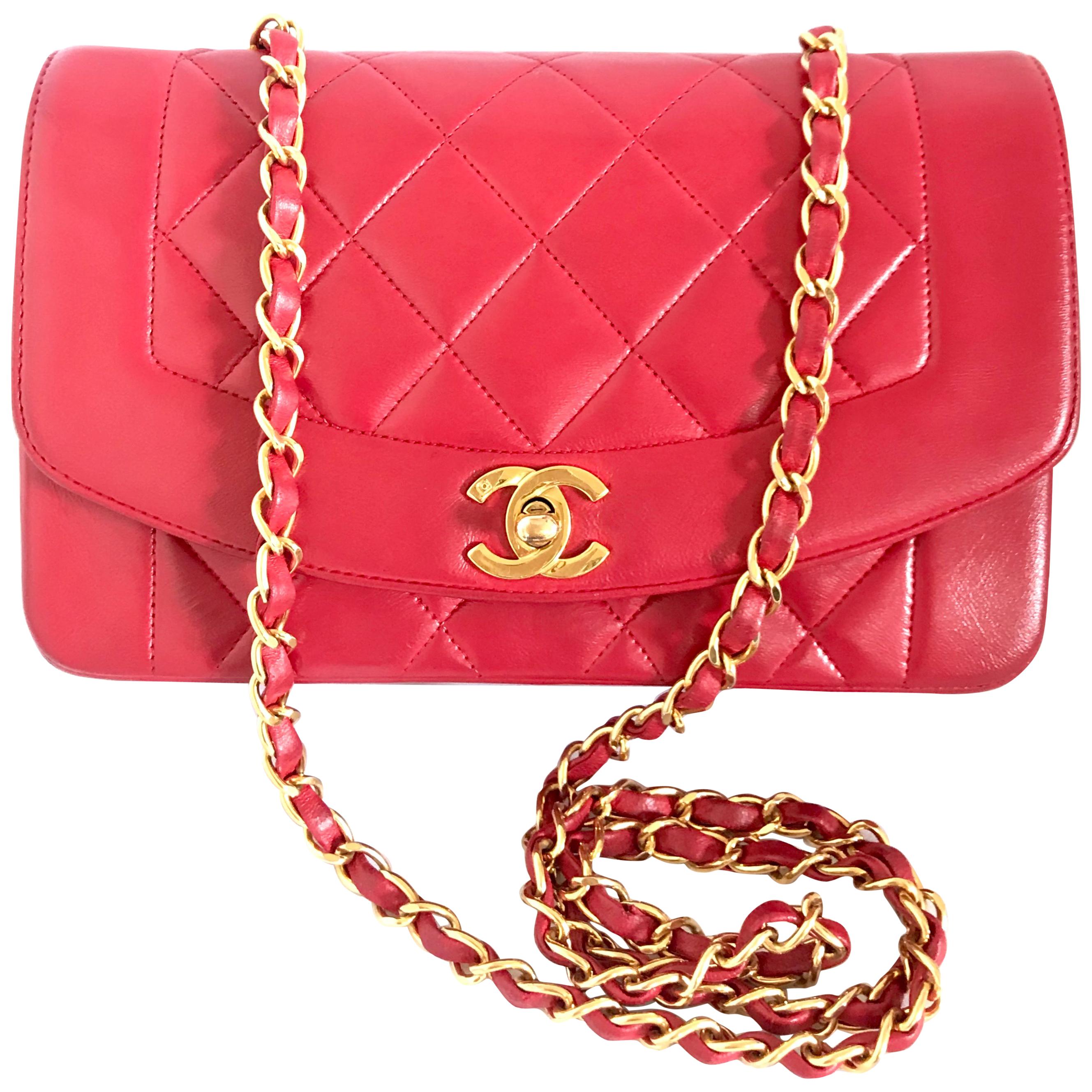 Chanel Vintage red lambskin Diana chain shoulder flap bag with CC closure, 1990s For Sale