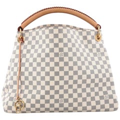 Louis Vuitton Shoulder Bags