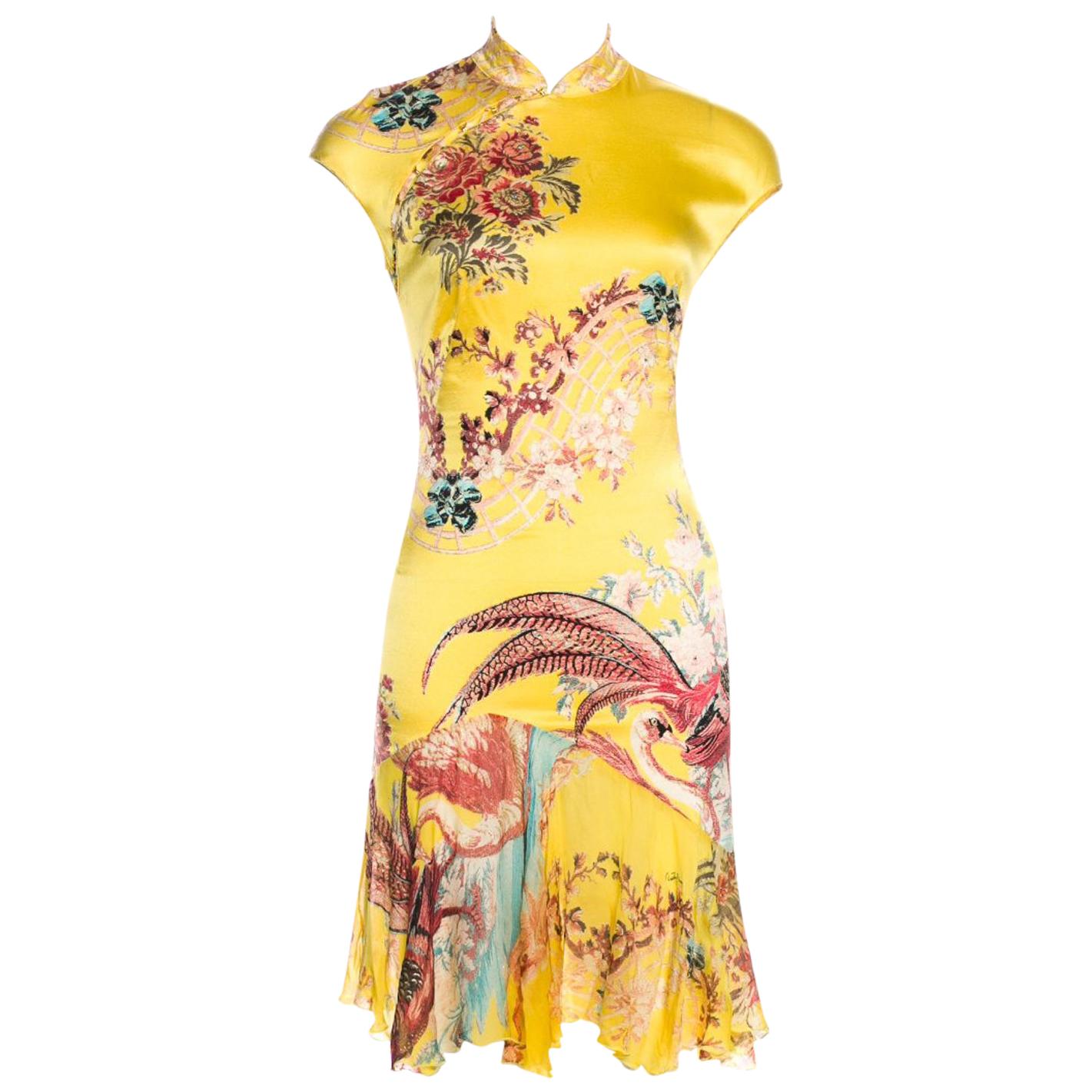 Roberto Cavalli Spring 2003 Backless Yellow Cheongsam Style Floral with Pheasant For Sale