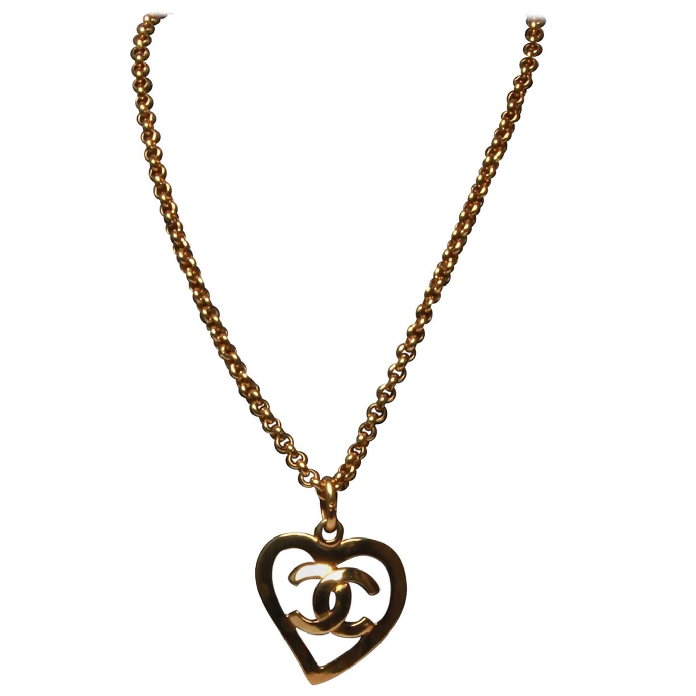 Chanel heart shaped pendant with CC logo