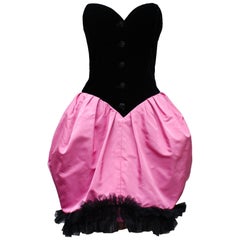 Retro Yves Saint Laurent lovely heart shaped dress in black velvet and pink silk, 1980