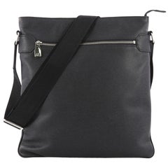 Louis Vuitton Sasha Handbag Taiga Leather