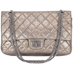 Chanel Metallic Reissue Jumbo-Klappentasche