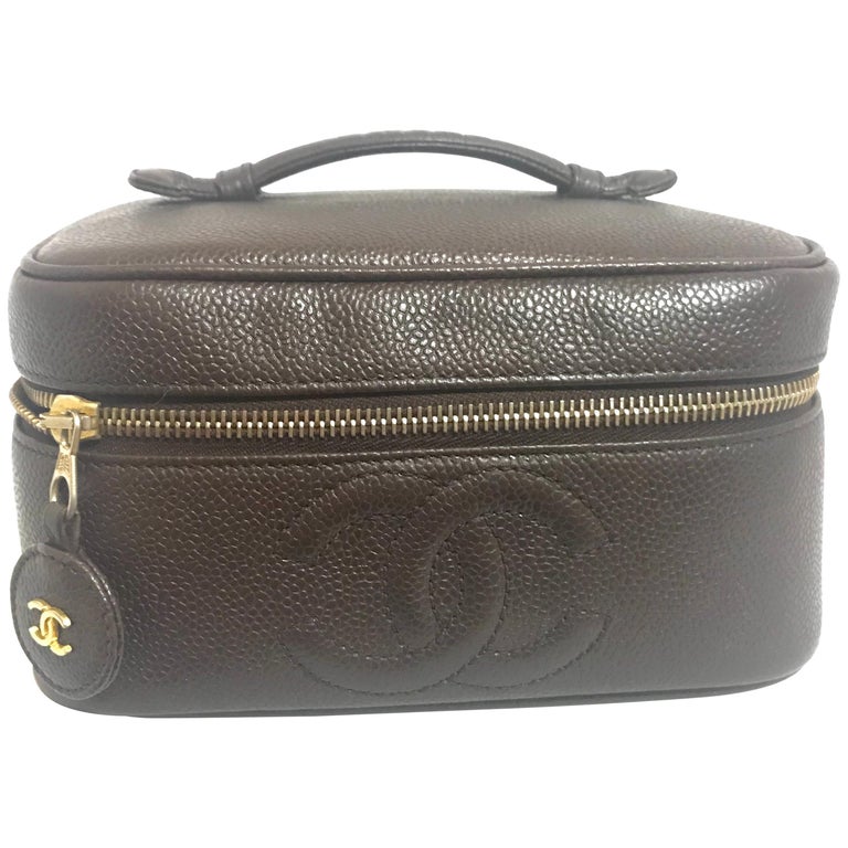 Chanel Vintage brown caviar skin cosmetic and toiletry purse vanity bag For Sale