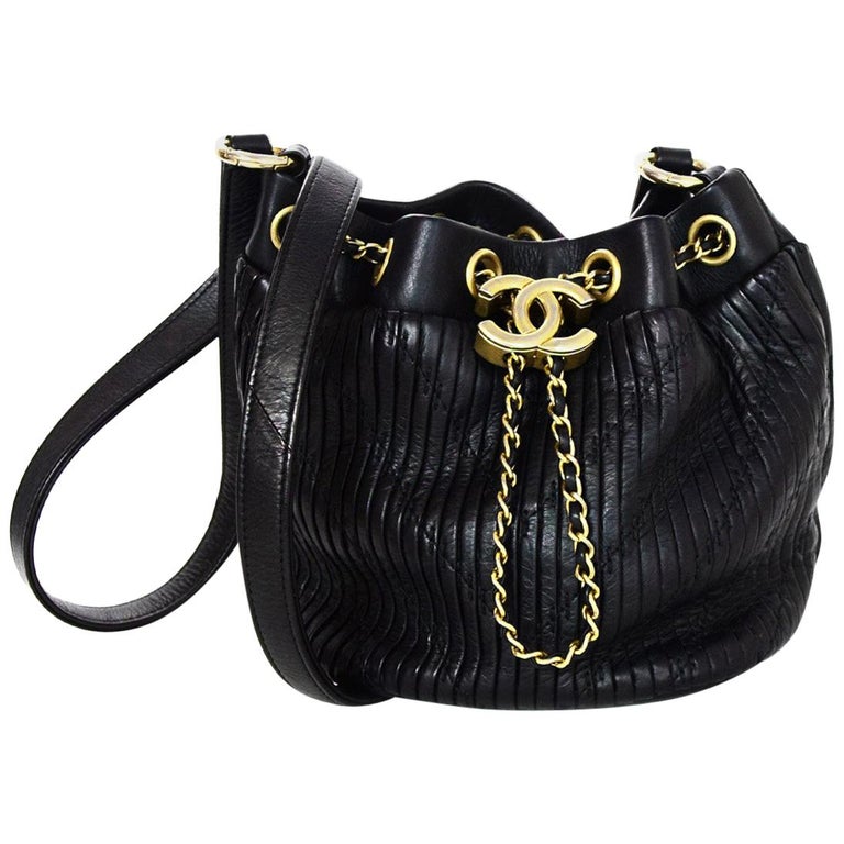 Chanel 2018 Black Leather Coco Pleats Mini CC Chain Drawstring Bucket Bag For Sale at 1stdibs