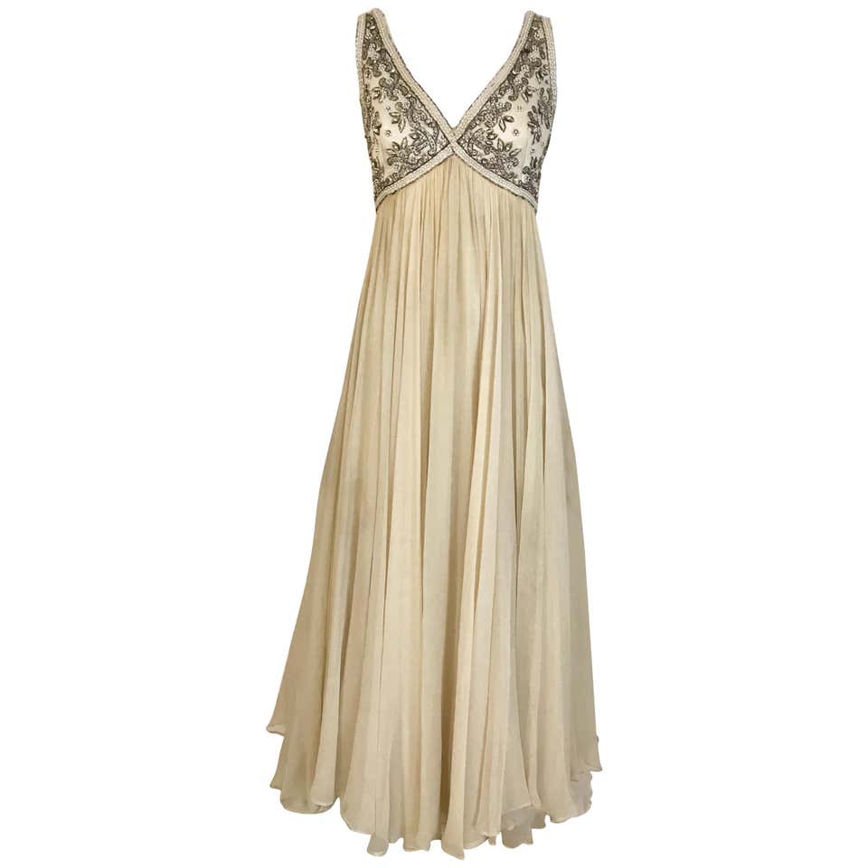 Vintage and Designer Evening Dresses and Gowns - 13,732 For Sale at ...