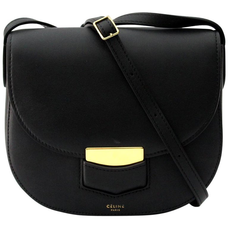 Cèline Small Trotteur Black Leather Crossbody Bag at 1stDibs celine