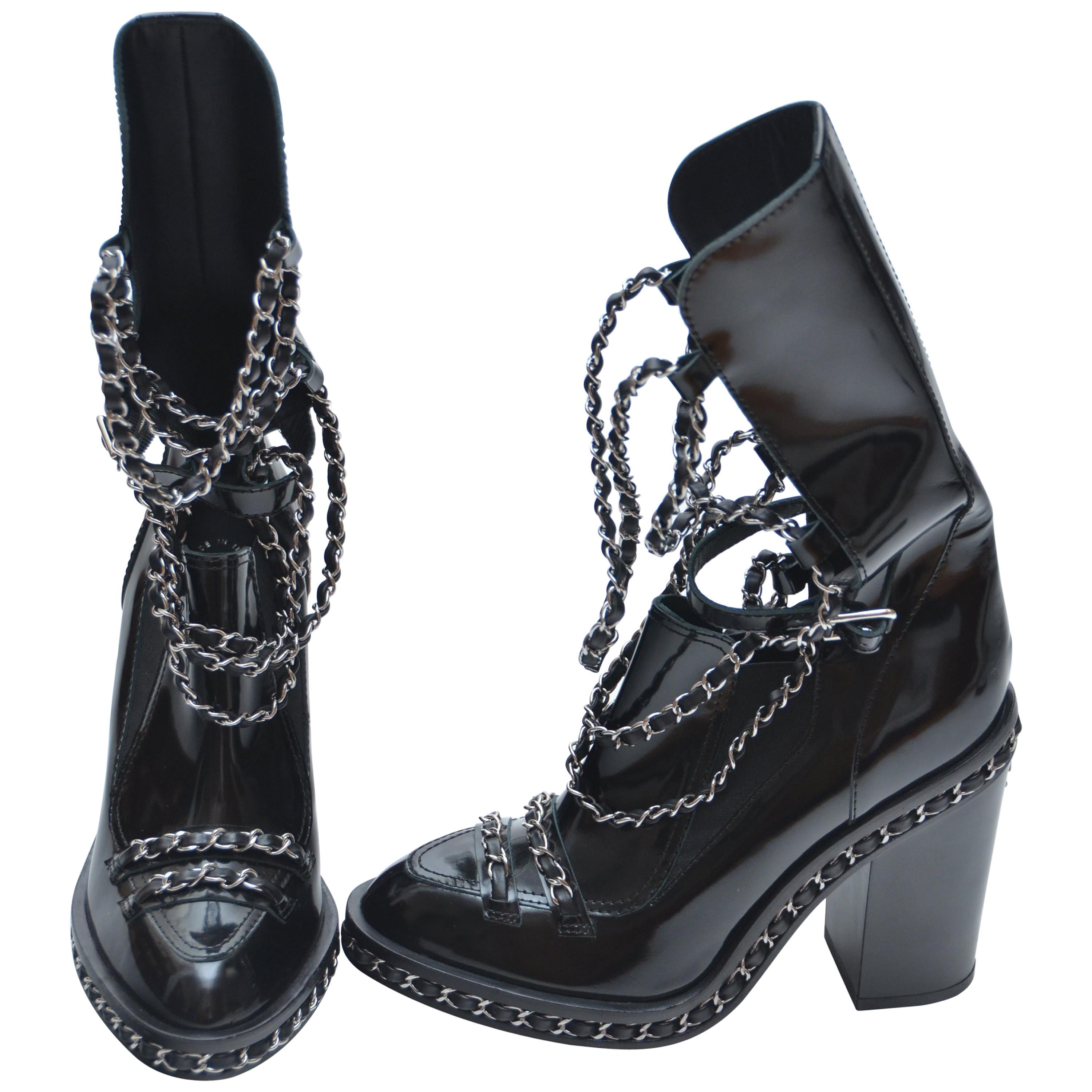 CHANEL Chain Boots Runway 37.5 Mint Retail Price Approx. $4300 For Sale at  1stDibs
