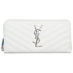 YSL White Grain De Poudre Chevron Stitched Leather Matelasse Zip-Around Wallet