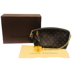 Louis Vuitton Monogram Fetish Collection Runway 2011-12 Clutch Purse Handbag