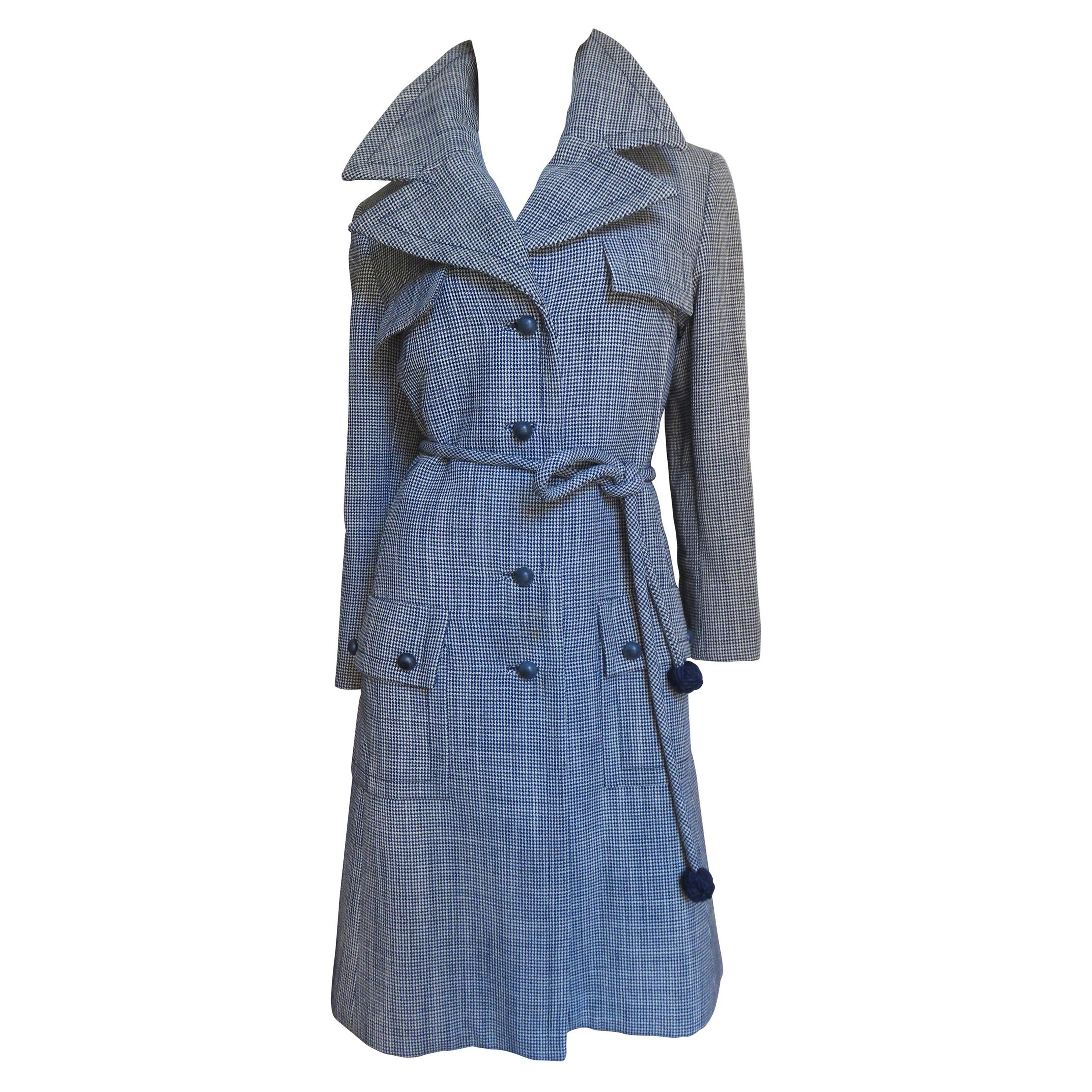 Christian Dior Houndstooth Wool Coat 1960s For Sale