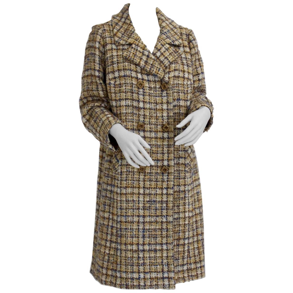 Herbert Schill Wool Tweed Boucle Double Breasted Coat circa 1968 Vienna For Sale