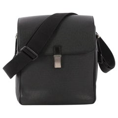 Louis Vuitton Yaranga Messenger Bag Taiga Leather Medium